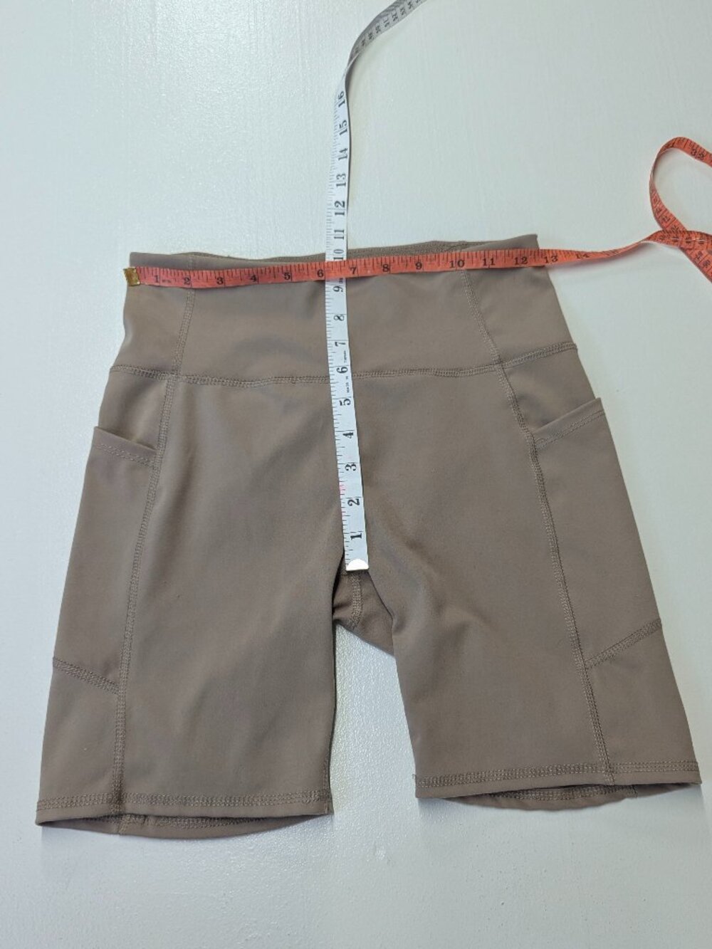 Yogalicious and Jessica Simpson Size S Biker Shorts Rust and Taupe - Picture 6 of 9
